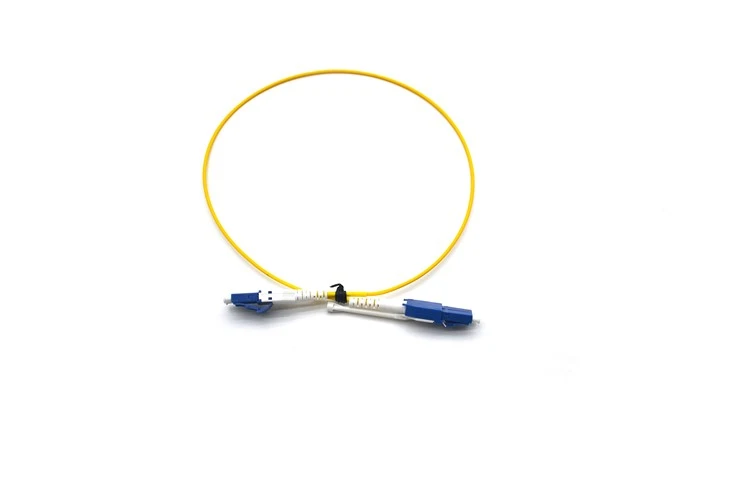 LC na LC UPC jednomodni dupleks vlaknasti spojni kabel – 9/125 μm OS2 s LSZH omotačem